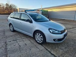 Silber Gebraucht 2013 VW Golf VI Match Kombi | 4.499 € (Guter Preis)