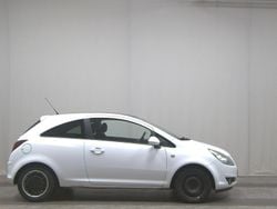 Casablancaweiss/saphirschwarz Gebraucht 2009 Opel Corsa Color Edition Kleinwagen | 650 € (Superpreis)