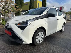 Pianosaweiß Gebraucht 2021 Toyota Aygo Kleinwagen | 9.900 € (Fairer Preis)