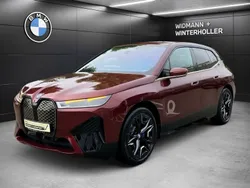 Rot Gebraucht 2024 BMW iX Sport Line SUV | 55.880 € (Fairer Preis)