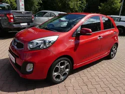 Rot Gebraucht 2014 Kia Picanto Kleinwagen | 6.490 € (Guter Preis)