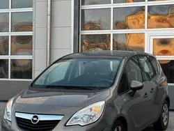 Braun Gebraucht 2010 Opel Meriva Edition Van / Kleinbus | 6.399 € (Fairer Preis)