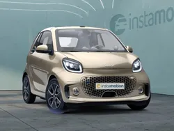 Gold Gebraucht 2023 Smart ForTwo Electric Drive Passion Exclusive Cabrio | 15.890 € (Fairer Preis)