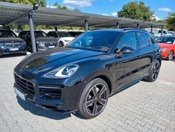 Schwarz Gebraucht 2021 Porsche Cayenne Basis SUV | 74.333 € (Fairer Preis)