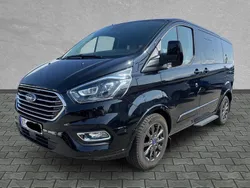 Schwarz Gebraucht 2021 Ford Tourneo Van / Kleinbus | 41.000 € (Fairer Preis)