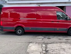 Kirschrot Gebraucht 2020 VW Crafter R Van | 27.999 € (Fairer Preis)