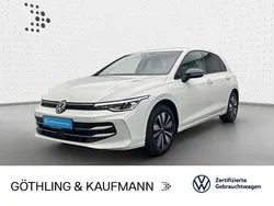Oryxweiß perlmutteffekt Gebraucht 2024 VW Golf VIII Goal Limousine | 25.260 € (Superpreis)
