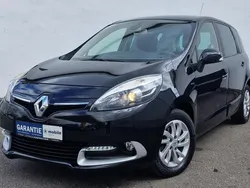 Schwarz Gebraucht 2016 Renault Mégane III LIMITED | 12.950 €