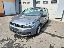 Grau Gebraucht 2010 VW Golf VI Trendline Kleinwagen | 6.290 € (Fairer Preis)