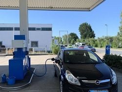 Schwarz Gebraucht 2009 Opel Corsa Kleinwagen | 3.400 € (Etwas zu teuer)