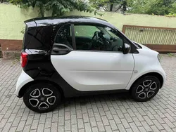 Weiß Gebraucht 2016 Smart ForTwo Coupé Prime Coupé | 9.900 € (Guter Preis)