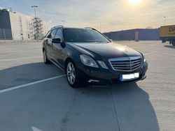 Schwarz Gebraucht 2010 Mercedes E350 Avantgarde Kombi | 5.500 € (Superpreis)