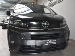Grau Gebraucht 2024 Opel Zafira Life Van | 33.980 € (Superpreis)
