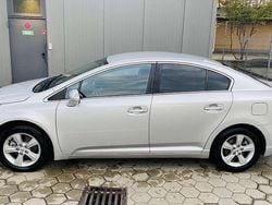 Silber Gebraucht 2009 Toyota Avensis Limousine | 7.000 € (Etwas zu teuer)