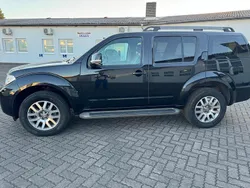 Schwarz Gebraucht 2014 Nissan Pathfinder SUV | 23.750 € (Fairer Preis)