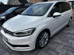 Weiß Gebraucht 2019 VW Touran Highline Van / Kleinbus | 21.500 € (Superpreis)
