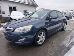 Ozean blau (p2) Gebraucht 2012 Opel Astra Design Edition Kleinwagen | 6.600 € (Fairer Preis)