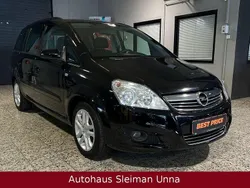 Schwarz Gebraucht 2009 Opel Zafira Edition Van / Kleinbus | 3.350 € (Fairer Preis)