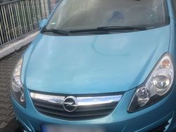 Blau Gebraucht 2010 Opel Corsa Kleinwagen | 2.500 €