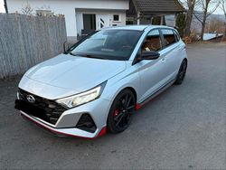 Silber Gebraucht 2023 Hyundai i20 Kleinwagen | 26.990 € (Fairer Preis)