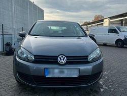 Grau Gebraucht 2009 VW Golf VI Kleinwagen | 3.100 € (Guter Preis)