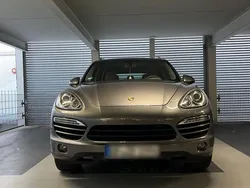 Grau Gebraucht 2012 Porsche Cayenne SUV | 21.000 € (Superpreis)
