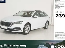 Moonweiß metallic Gebraucht 2023 Skoda Octavia Ambition Kombi | 26.940 € (Guter Preis)