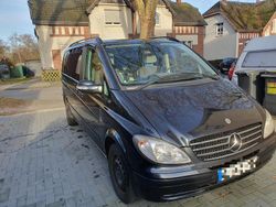 Schwarz Gebraucht 2005 Mercedes Viano Van / Kleinbus | 7.500 € (Etwas zu teuer)
