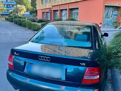 Grün Gebraucht 1995 Audi A4 Limousine | 550 €