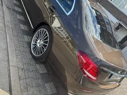Andere farben Gebraucht 2016 Mercedes 220 Limousine | 23.200 €
