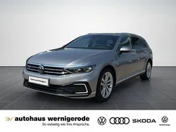 Silber Gebraucht 2020 VW Passat GTE Kombi | 21.939 € (Fairer Preis)