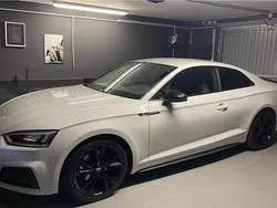 Weiß Gebraucht 2017 Audi A5 S-Line Coupé | 25.790 € (Fairer Preis)