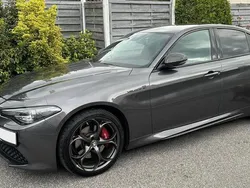 Grau Gebraucht 2019 Alfa Romeo Giulia Ti Limousine | 30.952 €