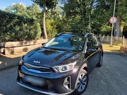 Schwarz Gebraucht 2024 Kia Stonic SUV | 18.000 € (Guter Preis)