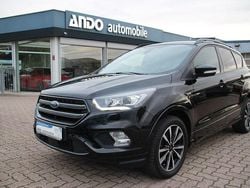 Schwarz Gebraucht 2018 Ford Kuga ST-Line SUV | 12.900 € (Guter Preis)
