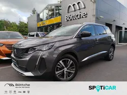 Lackierung platiniumgrau/metallic klarlack Gebraucht 2023 Peugeot 5008 Allure Van / Kleinbus | 26.780 € (Fairer Preis)