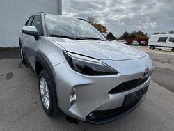 Silber Neu 2025 Toyota Yaris Cross Business Edition SUV | 25.490 € (Fairer Preis)