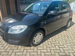 Schwarz Gebraucht 2007 Skoda Fabia Ambiente Limousine | 1.500 € (Fairer Preis)