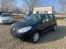 Schwarz Gebraucht 2012 Dacia Sandero Kleinwagen | 3.950 € (Etwas zu teuer)