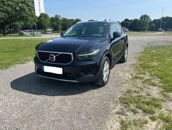 Schwarz Gebraucht 2019 Volvo XC40 Momentum SUV | 24.990 € (Guter Preis)