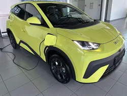 Lime green Neu 2025 BYD Dolphin Comfort Kleinwagen | 28.750 € (Fairer Preis)