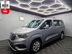 Grau Gebraucht 2020 Opel Combo Life Edition Van / Kleinbus | 18.980 € (Teuer)