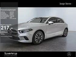 Silber Gebraucht 2023 Mercedes A180 Limousine | 24.570 € (Guter Preis)
