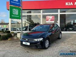 Schwarz Neu 2024 VW Polo Life Limousine | 21.990 € (Guter Preis)