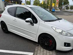 Weiß Gebraucht 2009 Peugeot 207 RC Kleinwagen | 3.699 €