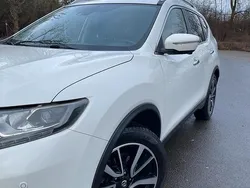 Weiß Gebraucht 2015 Nissan X-Trail SUV | 14.500 € (Teuer)