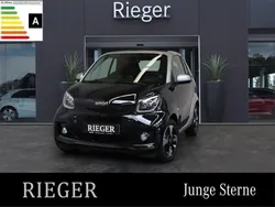 Schwarz Gebraucht 2024 Smart ForTwo Electric Drive Exclusive Cabrio | 17.479 € (Fairer Preis)