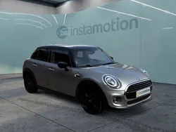 Silber Gebraucht 2019 Mini Cooper Kleinwagen | 20.295 € (Etwas zu teuer)