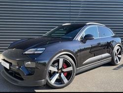 Tiefschwarzmetallic Gebraucht 2025 Porsche Macan SUV | 99.750 € (Superpreis)