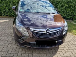 Braun Gebraucht 2016 Opel Zafira Tourer Business Van / Kleinbus | 12.000 € (Etwas zu teuer)